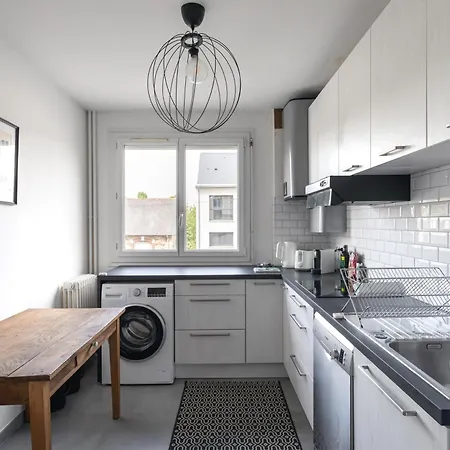 Le Montaigne - Appt Proche De La Gare Apartment *